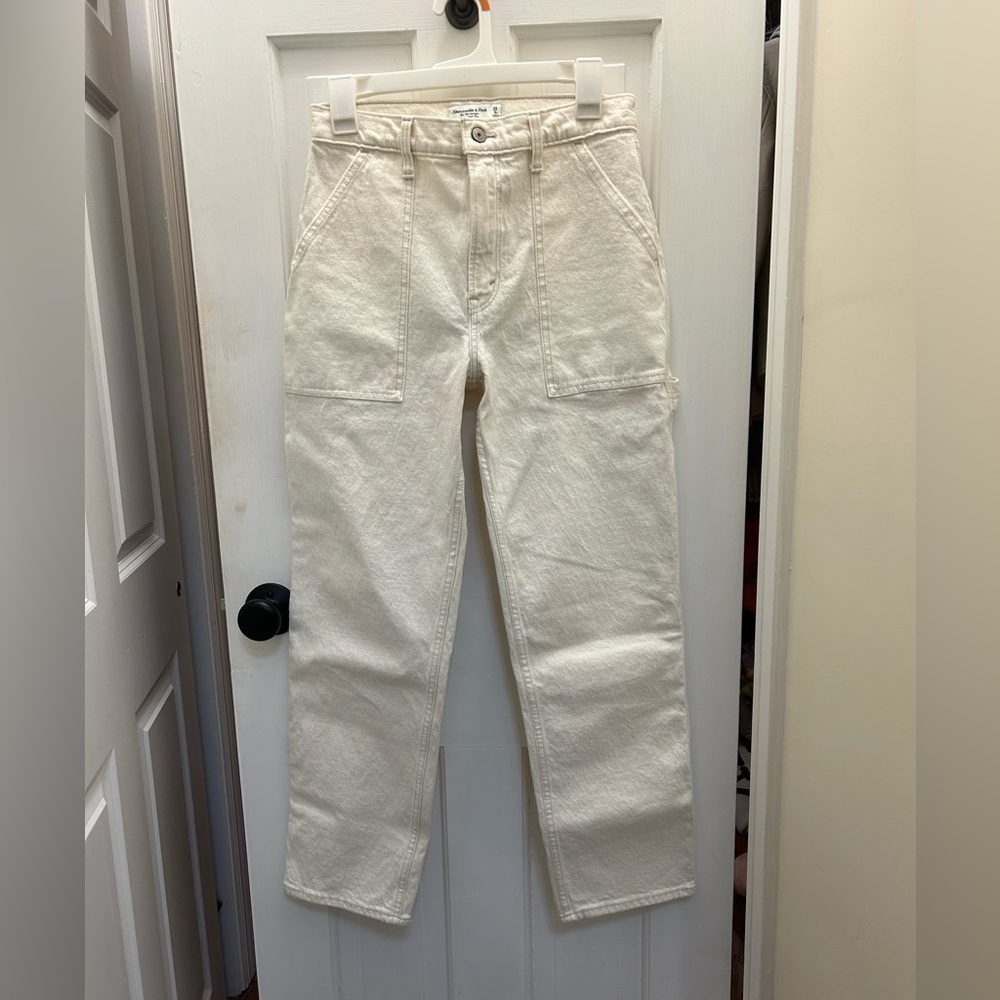 ABERCROMBIE & FITCH 90s STRAIGHT ULTRA HIGH RISE OFF WHITE CARPENTER PANTS 28